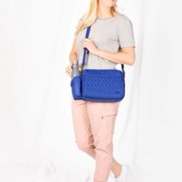 Lug Wings Quilted Flap Crossbody Rfid Bag Travel Organizer Teal - Picture 10 of 10